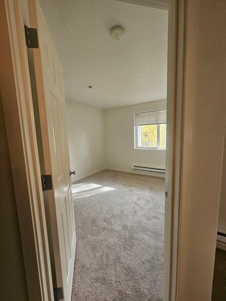 Building Photo - 730 NW 185th Ave