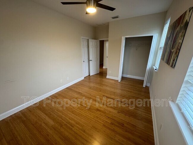 Building Photo - 14420 Serenoa Dr