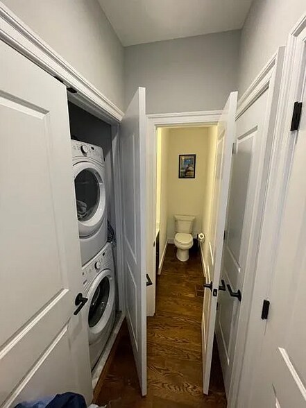 Building Photo - 761 Kenyon St NW