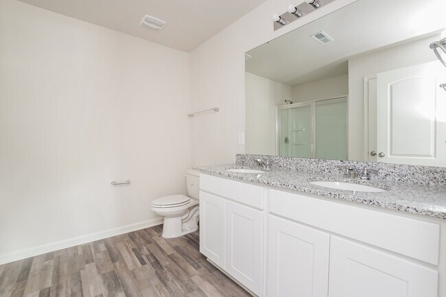 Building Photo - 1054 Manor Dr, Rocky Mount, NC