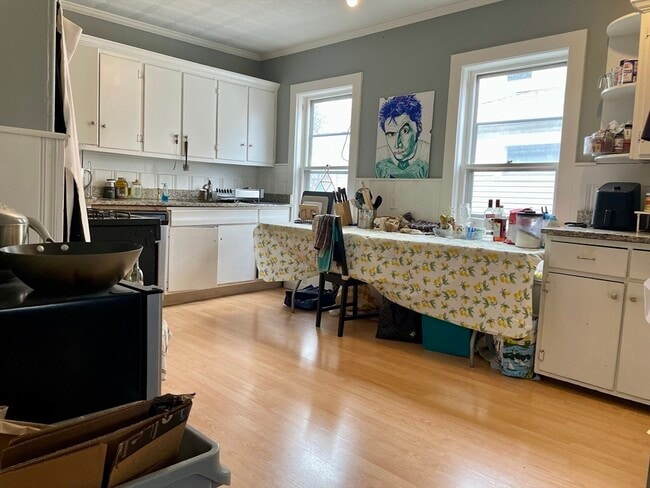 Building Photo - 44 Orchard St