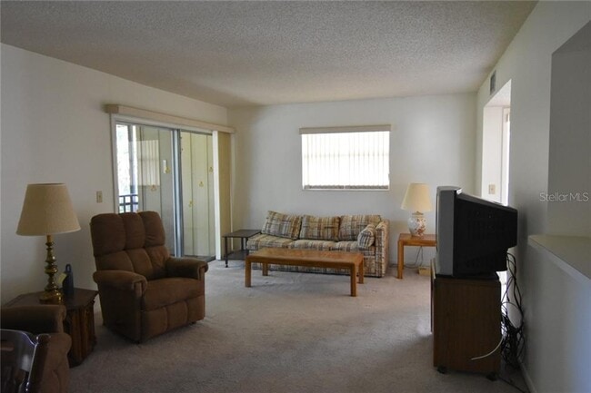 Building Photo - 120 Hibiscus Woods Ct