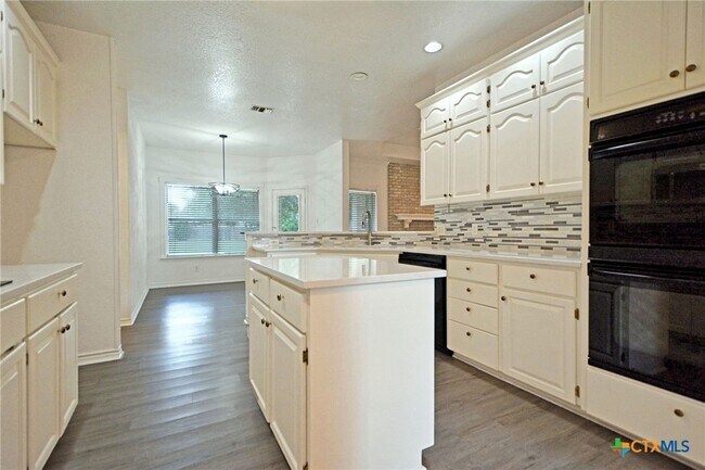 Building Photo - 380 Las Brisas Blvd