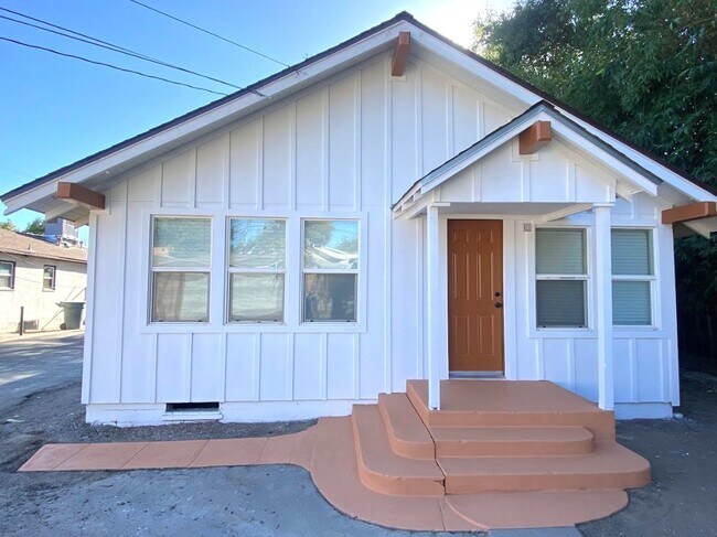 Primary Photo - 2177 Weston Way