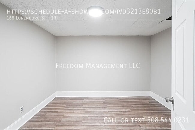 Building Photo - 168 Lunenburg St