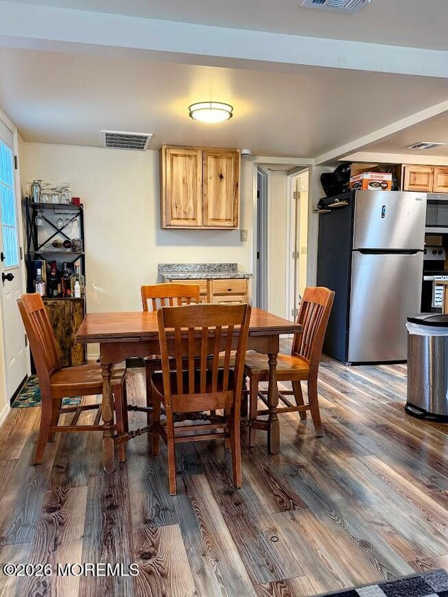 Building Photo - 115 Bay Pkwy