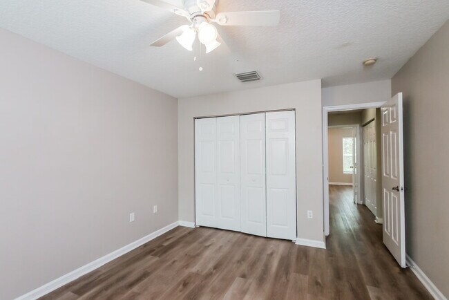 Building Photo - 997 SW 15th St