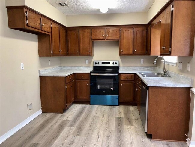 Building Photo - 13599 James Copeland Dr