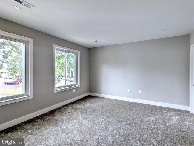 Building Photo - 26B Kittery Ct
