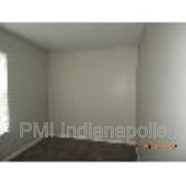 Building Photo - 3742 Caroline Ave