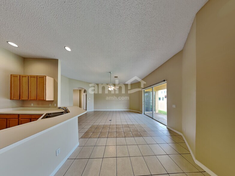 Building Photo - 13750 Old Dock Rd