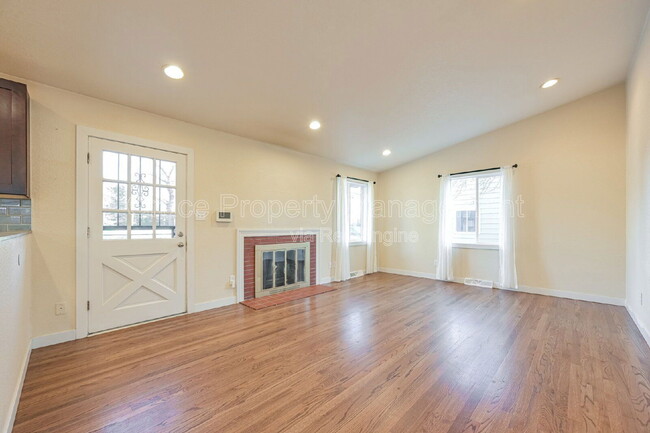 Building Photo - 1949 S Kearney Way