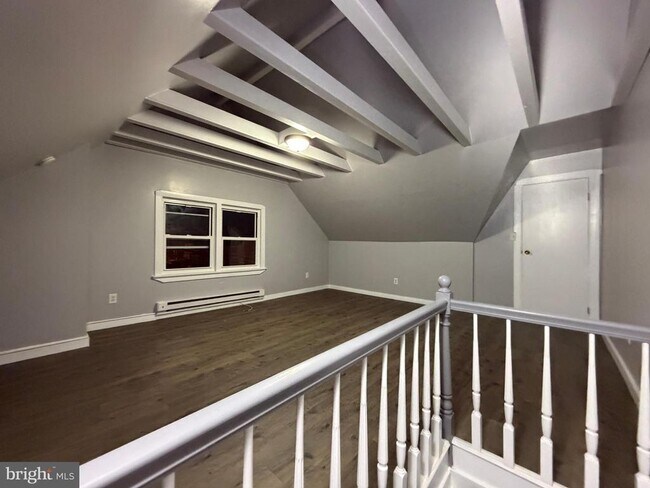 Building Photo - 144 Washington St