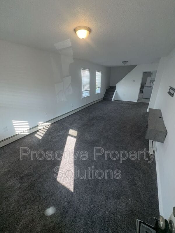 Building Photo - 415-417 17th Ave