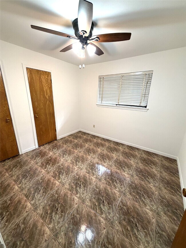 Building Photo - 10618 Wolbrook St