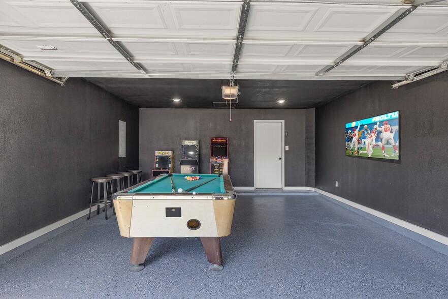 Building Photo - 3819 Westfield Dr