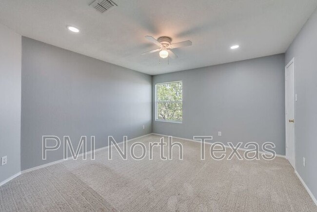 Building Photo - 2512 Brinlee Branch Ln