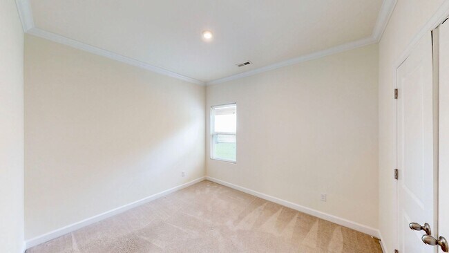 Building Photo - 4523 Collingham Dr