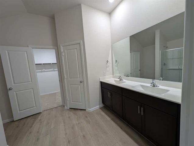 Building Photo - 1709 Foliage Dr