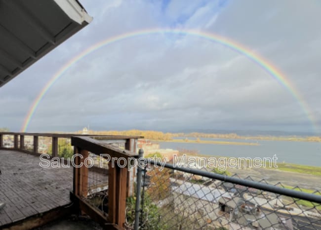 Building Photo - 344 S 2nd St