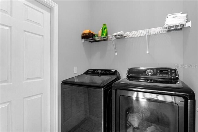 Building Photo - 2320 Grasmere Vw Pkwy S