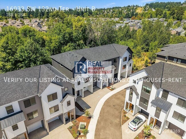 Building Photo - 16933 SW 132nd Terrace