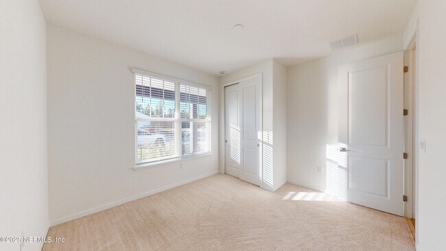 Building Photo - 148 Coordinate Ln