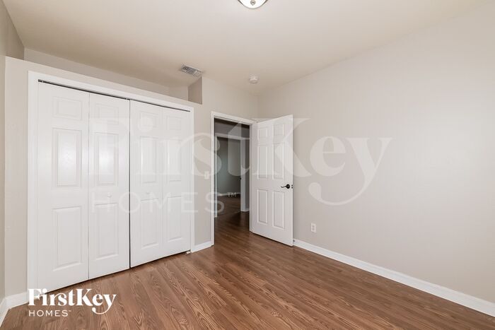 Building Photo - 2621 Atwater Dr