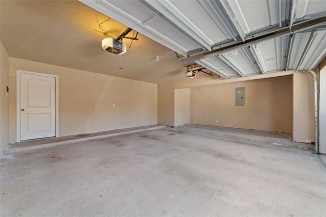 Building Photo - 2607 Briar Rose Ct