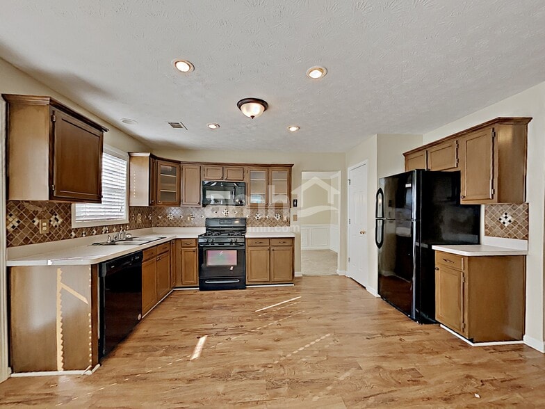 Building Photo - 3436 Friendship Farm Dr