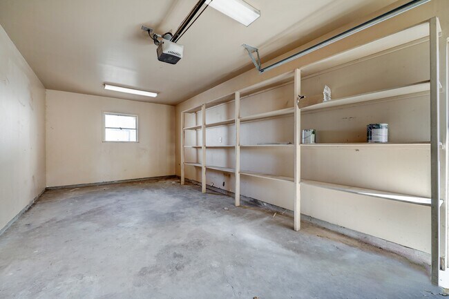 Building Photo - 501 Wilmington Dr