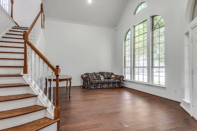 Building Photo - 18702 Riverstone Ct