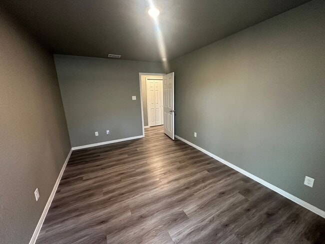 Building Photo - NEW IN MANAGEMENT - AVAILABLE NOW!