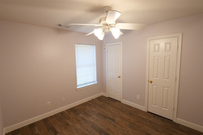 Building Photo - 24402 Pepperrell Pl St