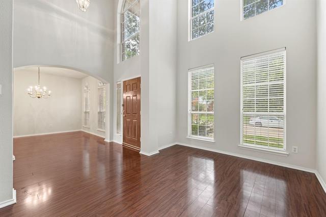 Building Photo - 433 Spring Air Dr