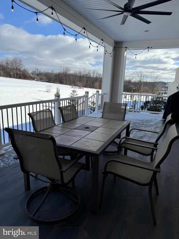 Building Photo - 125 Maggie Ln