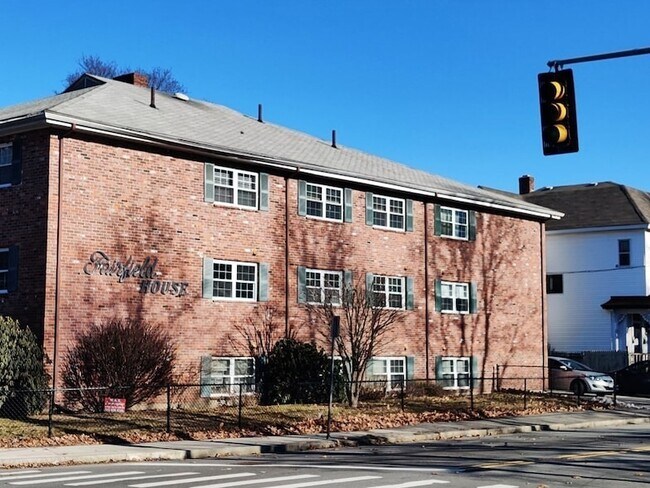 Building Photo - 549 Pine St
