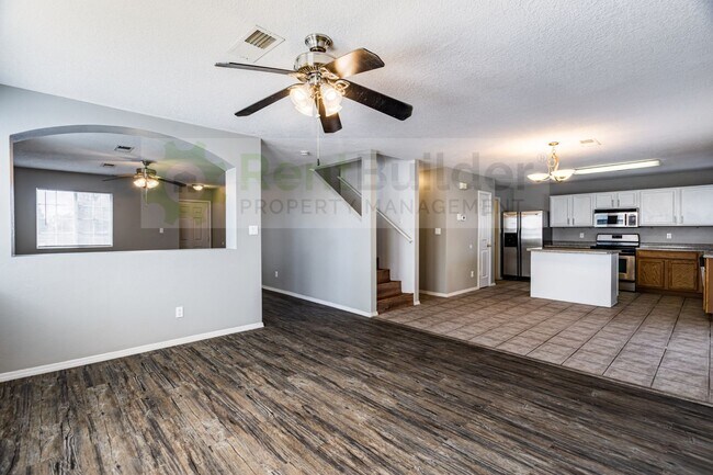 Building Photo - THIS ONE WILL GO FAST!