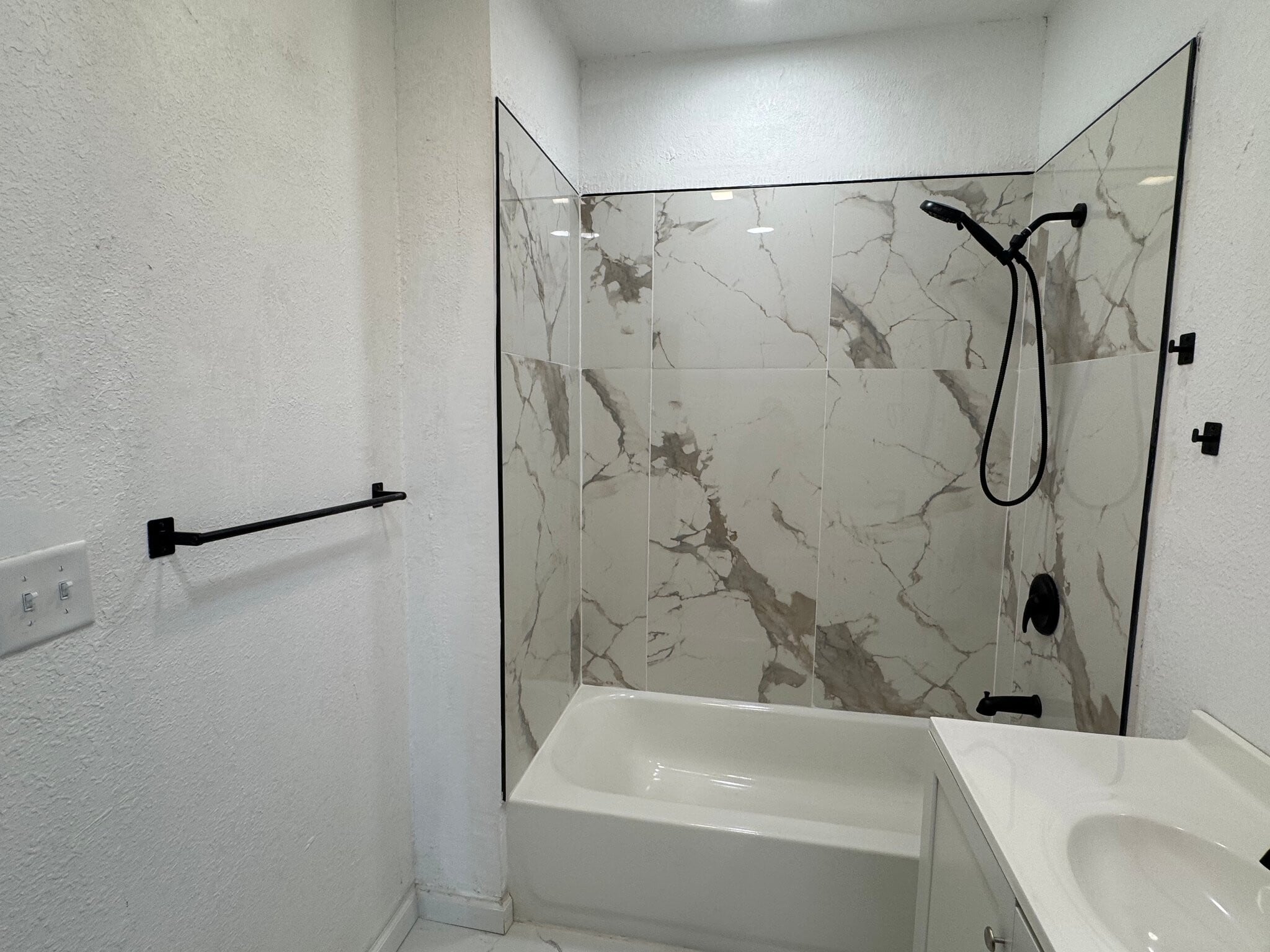 Building Photo - 420 N 29th St