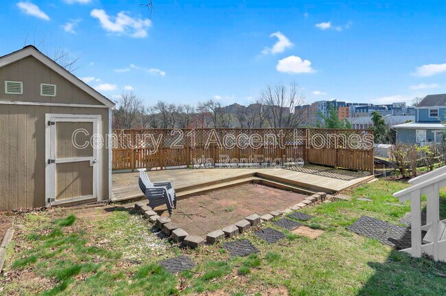 Building Photo - 5026 23rd St S