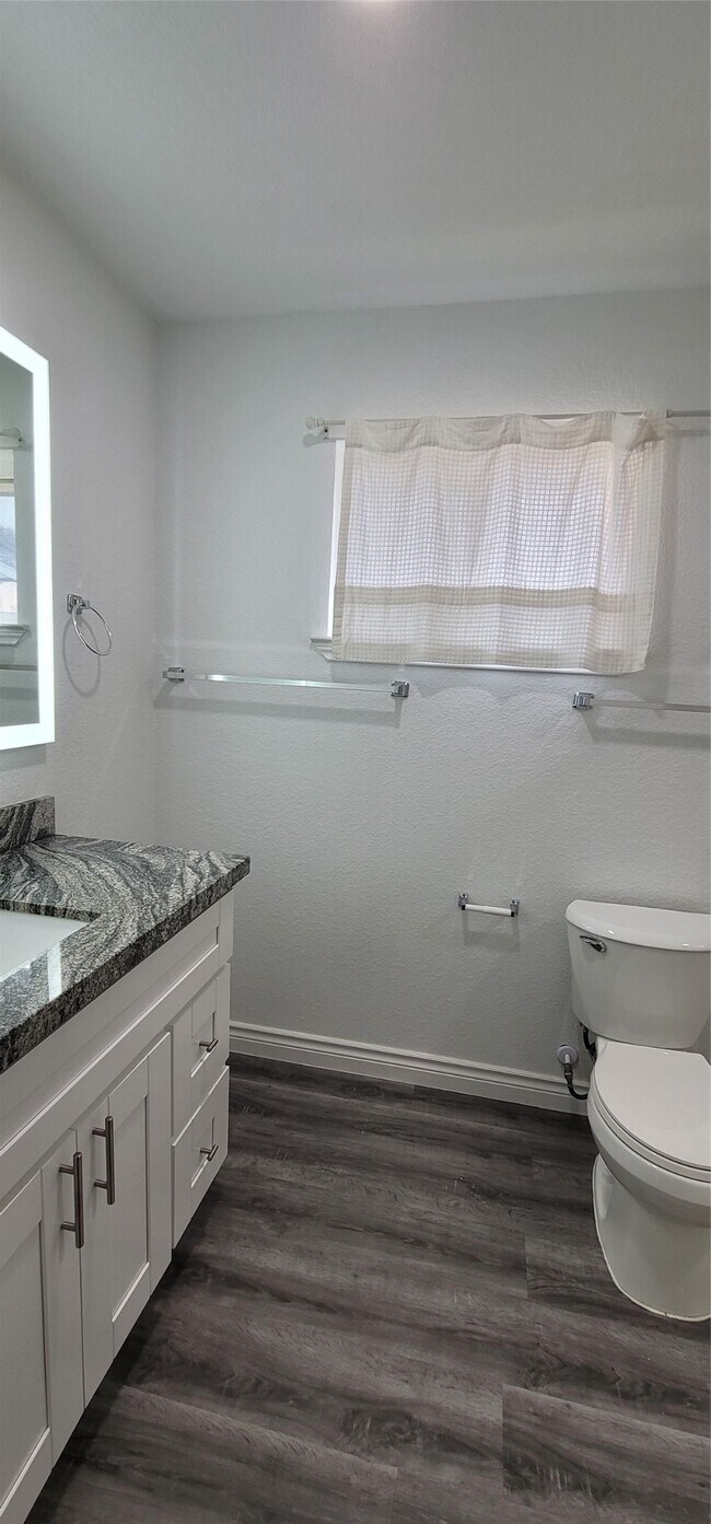 Building Photo - 13810 Overbrook Ln