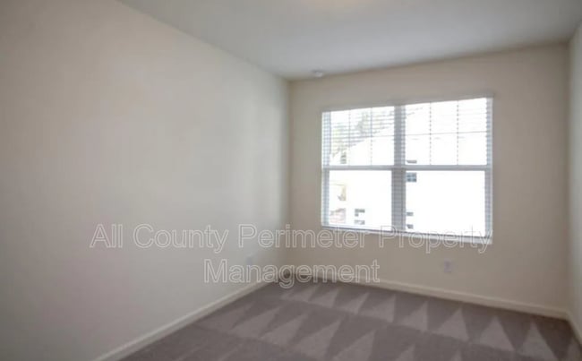 Building Photo - 3180 Delancy St