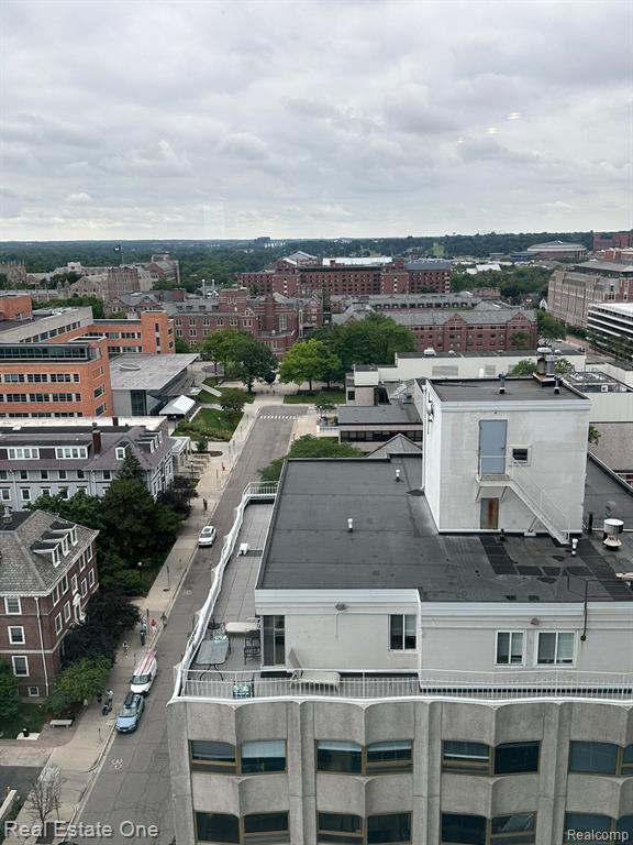 Building Photo - 555 E William St