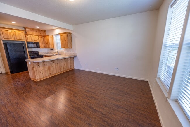 Building Photo - Three bedroom house in Hazel Dell - Built in 2014