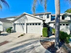 Building Photo - ** PELICAN RIDGE ** 2 BED / 2.5 BATH - ATT...