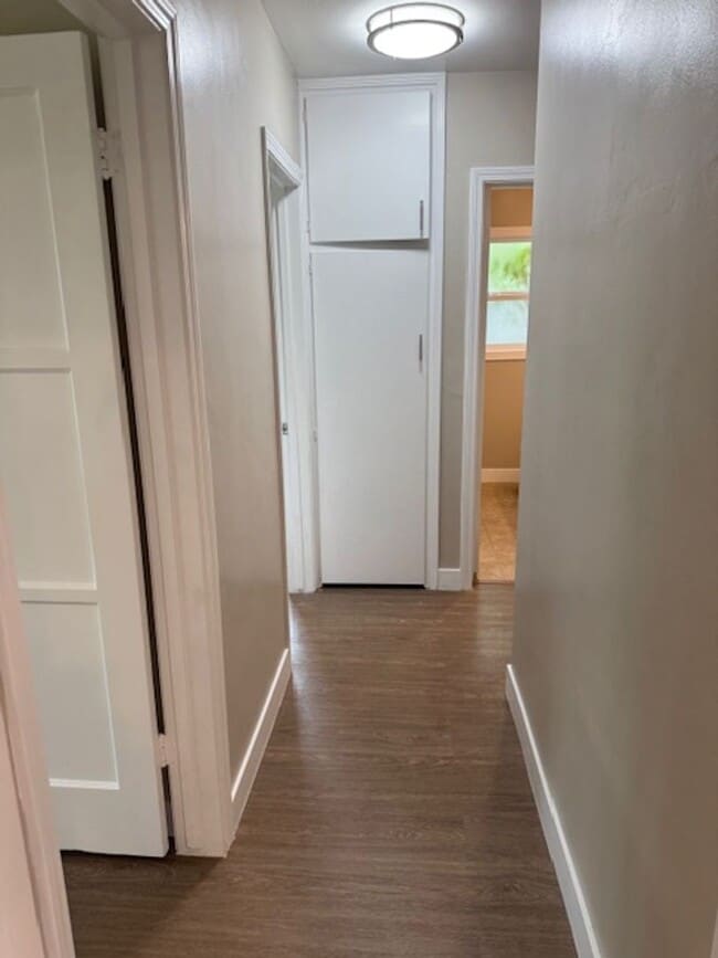 Building Photo - Newly Renovated 4 Bedroom 2 Bath home, wit...