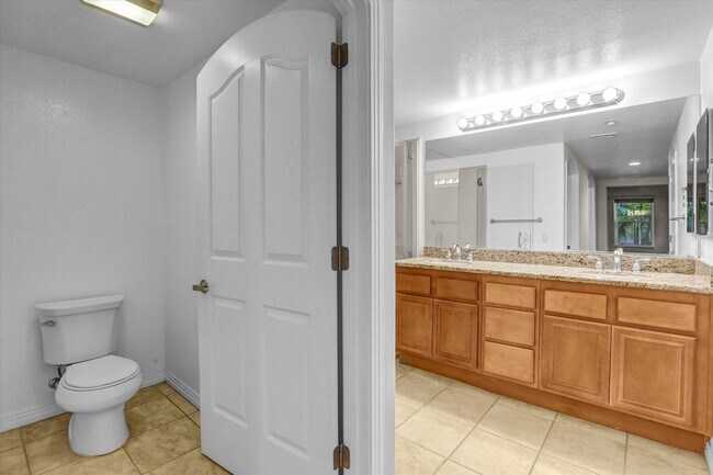Building Photo - 301 W G St