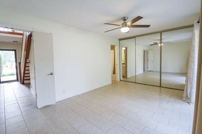 Building Photo - $1,655 / 2 Bed / 2 Bath / 1,150 sqft REMOD...