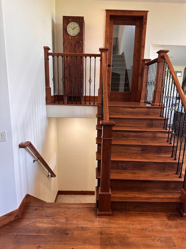 Building Photo - 1672 E 70 S