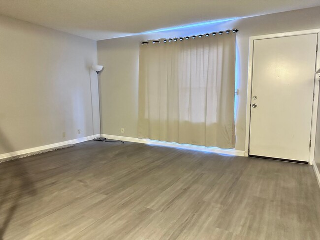 Building Photo - Community Pool and Spa. 2 Story, 2 Bedroom...